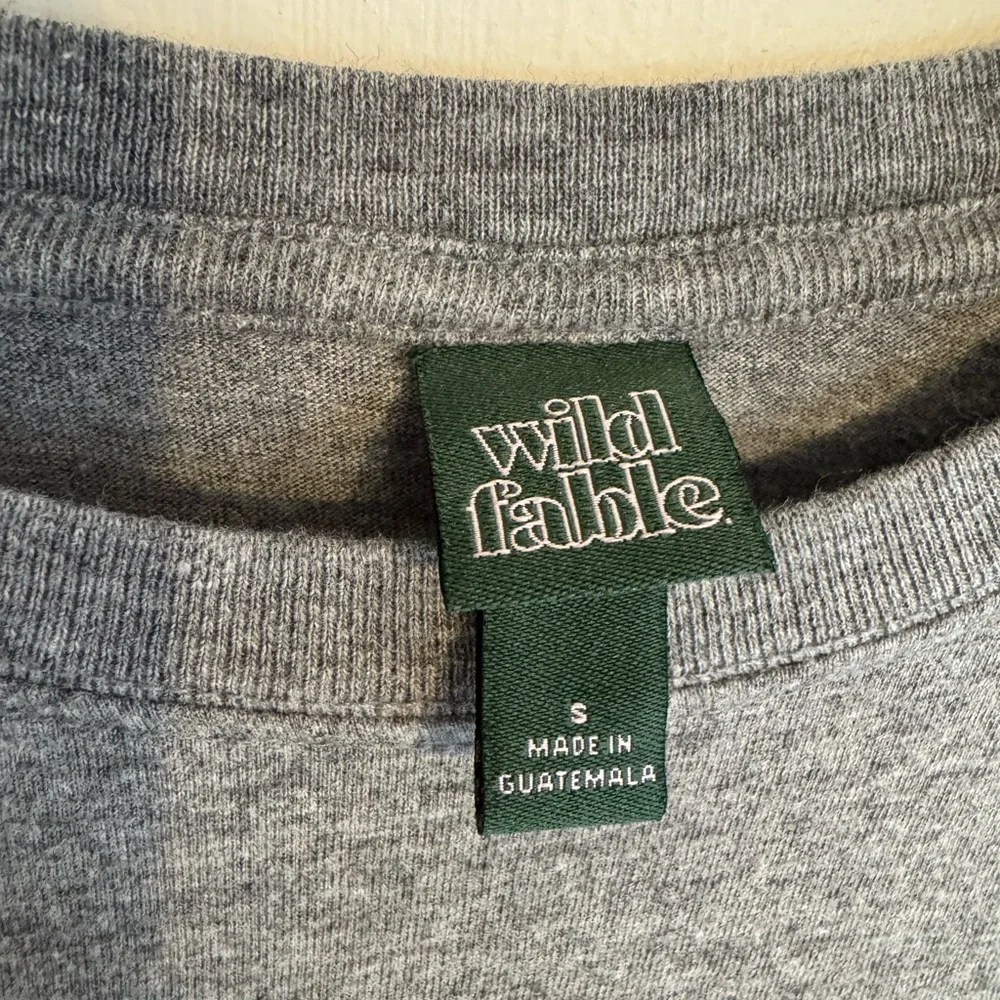 Wild Fable Heather Gray Long Sleeve T-Shirt - Picture 2 of 3